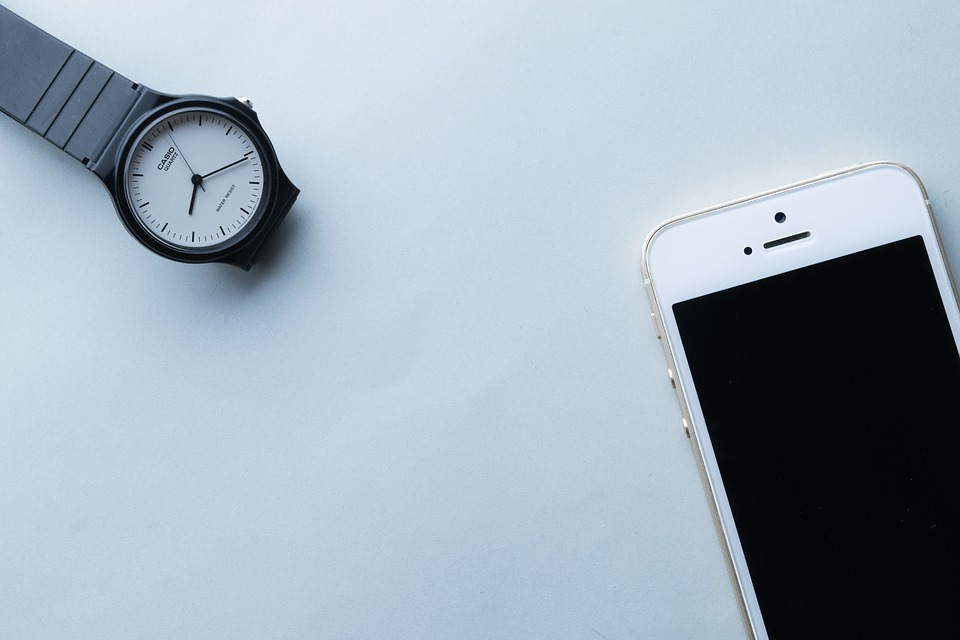 企业开展税务筹划是自己进行还是请税务筹划公司好