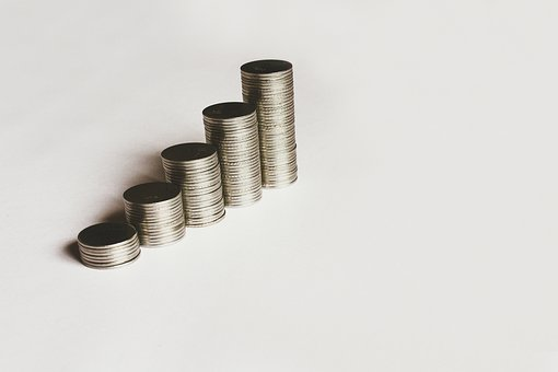 财务审计主要审计哪些内容？委托财务审计多少费用？