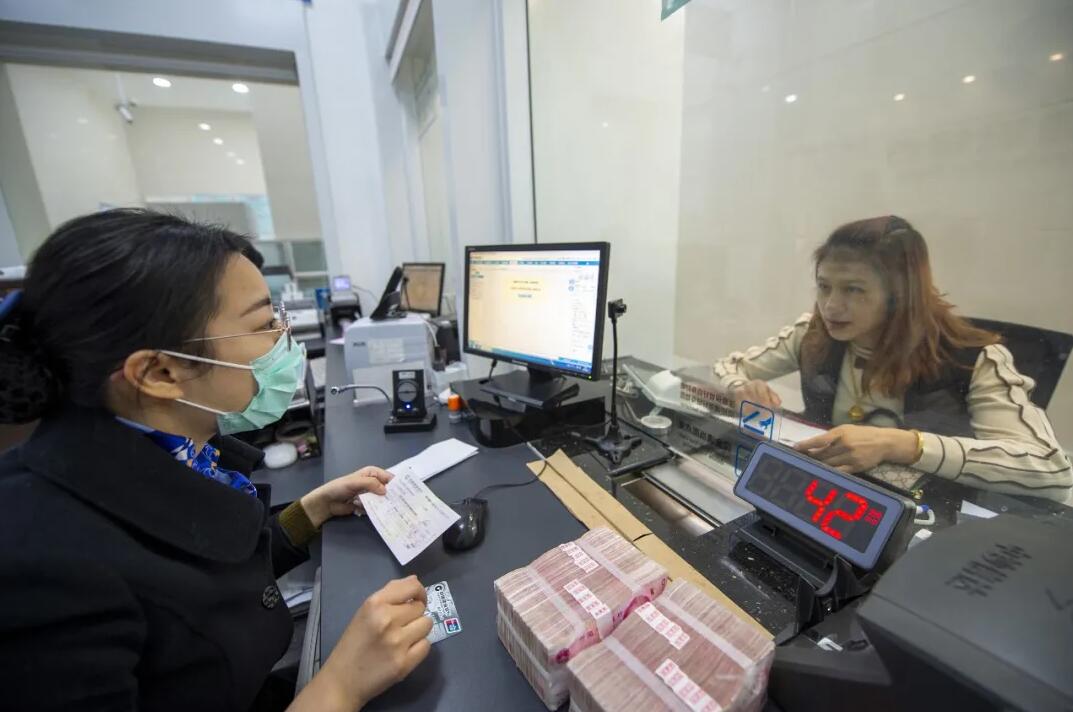 再帮一把！上半年减税降费有这些措施出台 