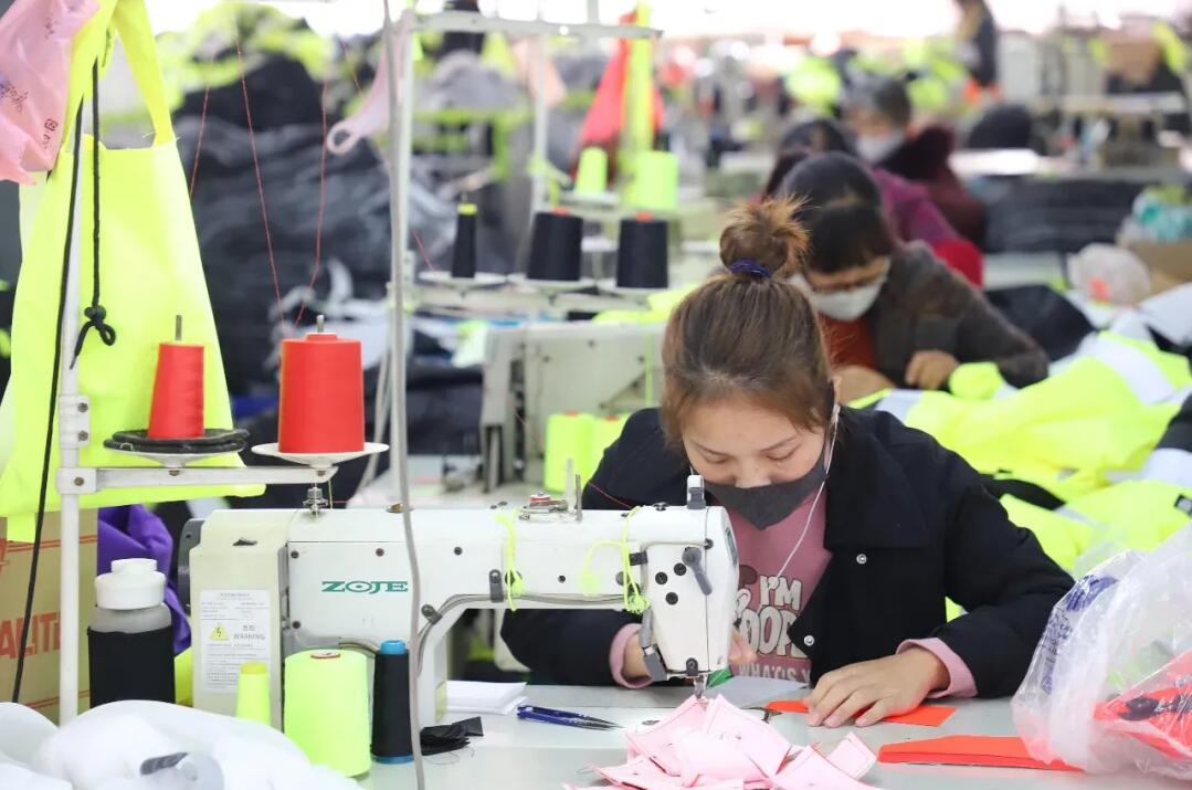 再帮一把！上半年减税降费有这些措施出台 