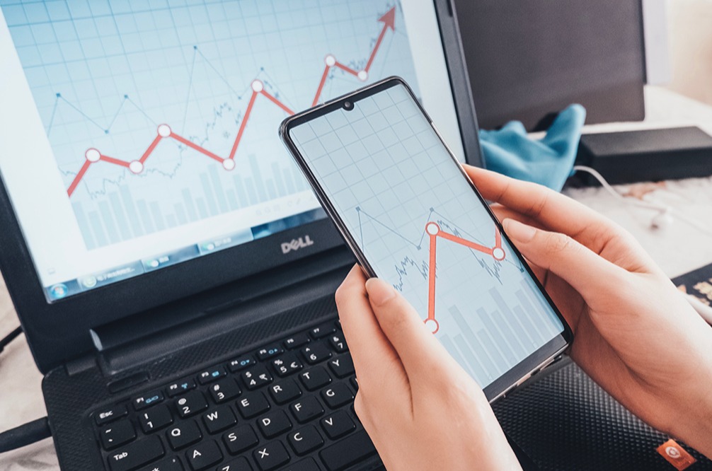 注册香港公司包开户业务吗?可以在内地开户吗